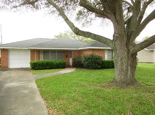 1809 James St, Rosenberg, TX 77471