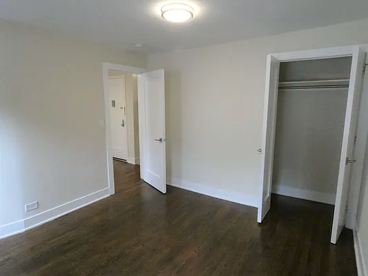 Rented by Karten Real Estate Services LLC | media 17