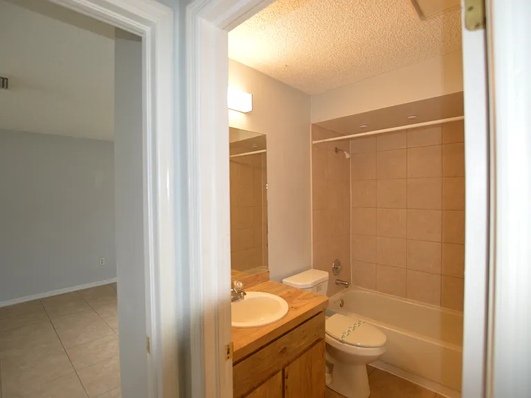 7947 Pinehurst Dr — Photo 9