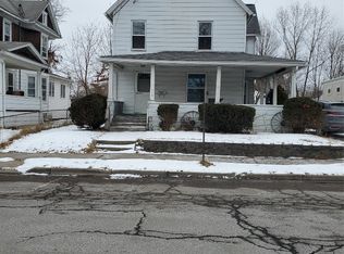 215 Jefferson Ave, Endicott, NY 13760