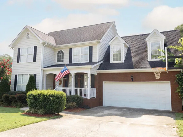 5882 Crooked Creek Dr, Ooltewah, TN 37363