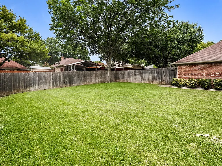 716 Havencrest Dr — Photo 16
