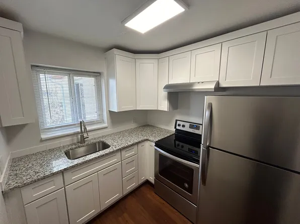801 South Adams Street, 801 S Adams St #14, Spokane, WA 99204