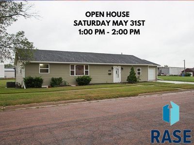 717 SW 2nd St, Madison, SD, 57042