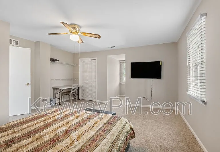 547 Pheasant Run Dr — Photo 10