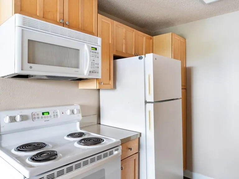 COURTYARD APTS-MUKILTEO — Photo 33