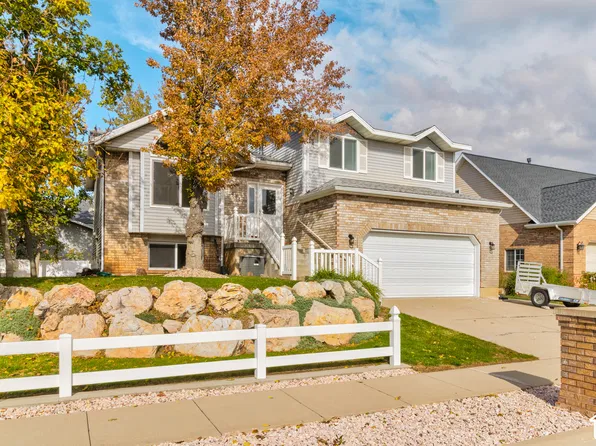 1671 E 2550 N, Layton, UT 84040