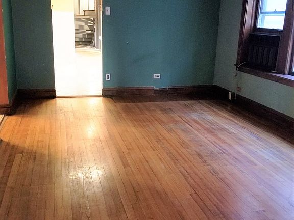 4th image of 1711 N Nashville Ave