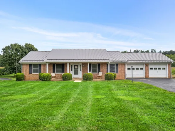 3255 Churchville Ave, Staunton, VA 24401