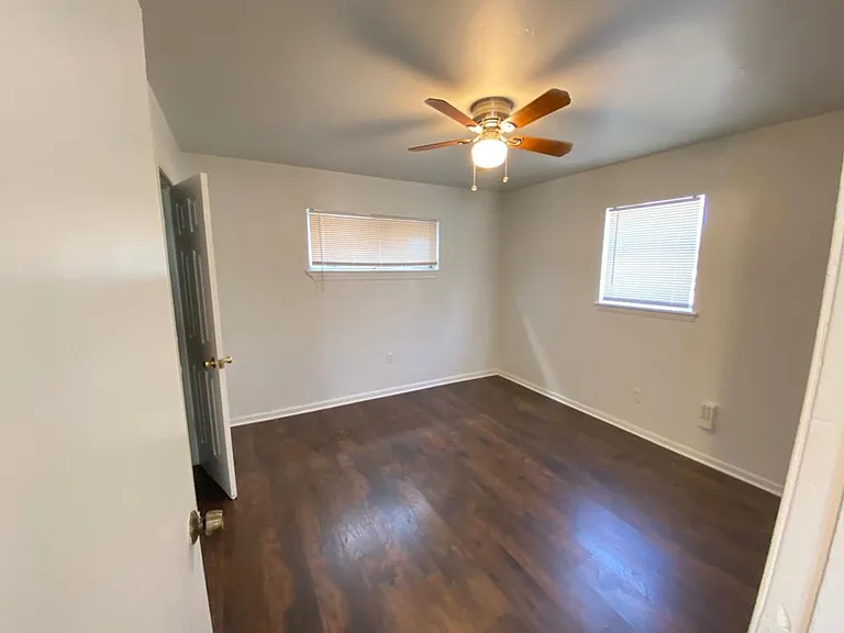 5408 Market St — Photo 7