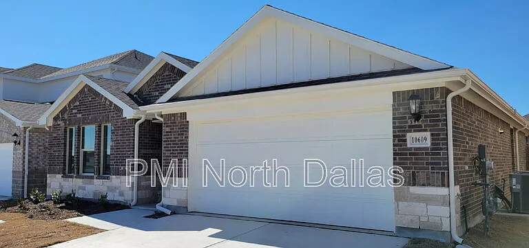 10609 Potawatomi Ln — Photo 3