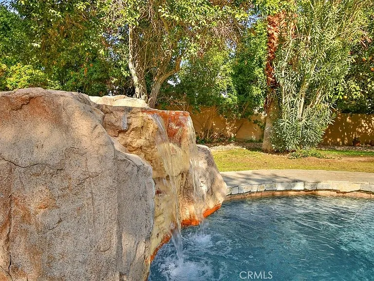 75270 Palm Shadow Dr — Photo 35