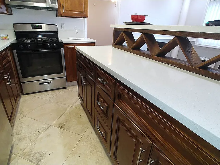 Five Star Suites — Photo 184