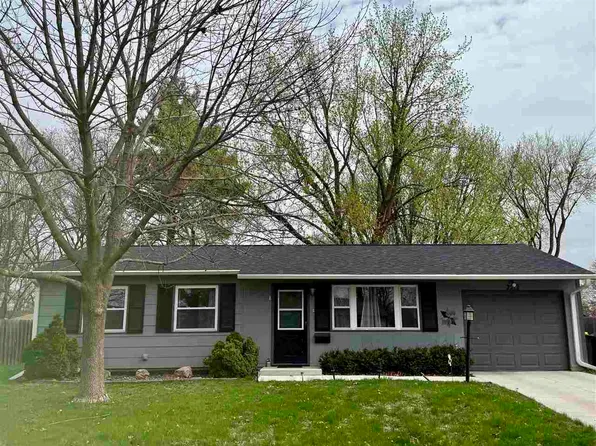 2212 Nevada Ave, Iowa City, IA 52240