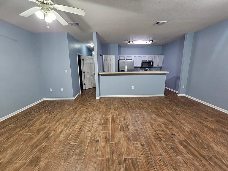 1150 Airport Rd #151 — Photo 2