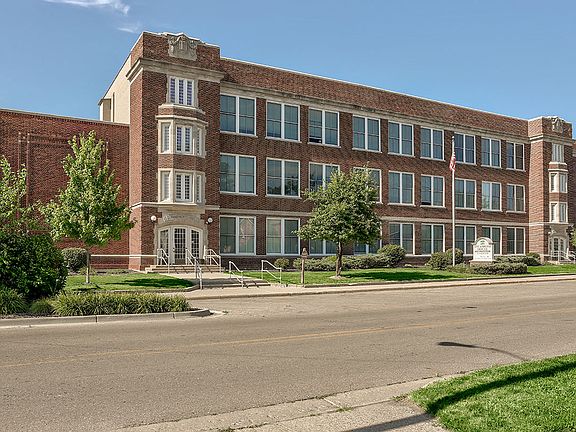 Sycamore House Senior Community