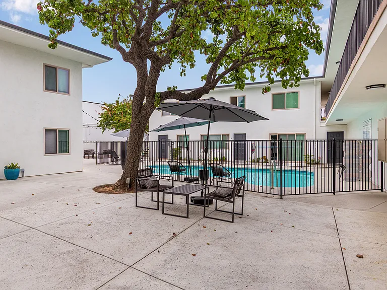 Riviera Apartment Homes — Photo 5
