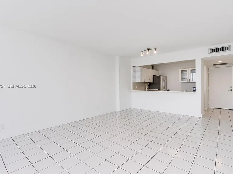 100 Bayview Dr #1102 — Photo 13