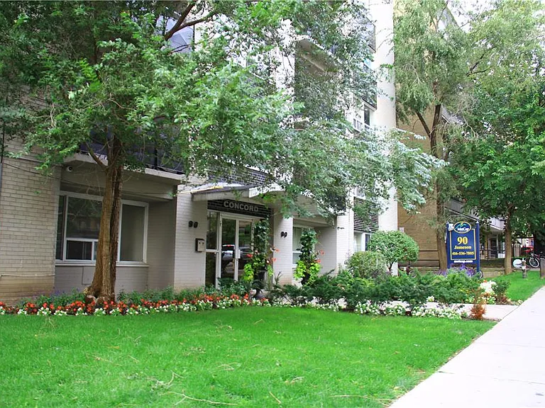90 Jameson Ave — Photo 10