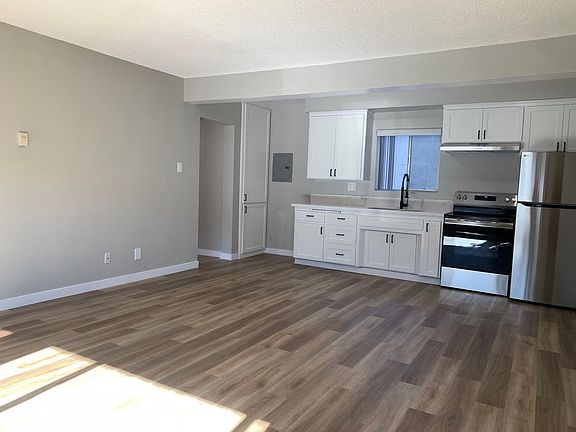 5th image of 9559 Flower St #3