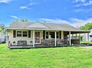7002 Watson Ln, Louisville, KY 40272