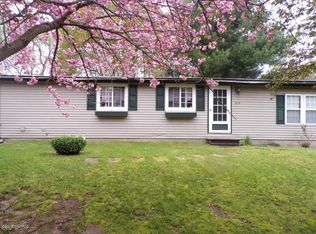 614 Ridge Rd, Paw Paw, MI 49079