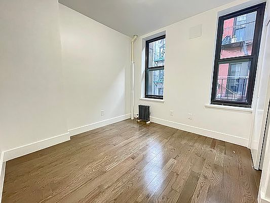 4th image of 51 Division St APT 3