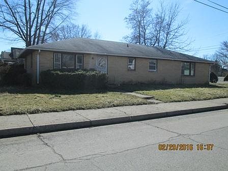 2nd image of 901 W 14th St