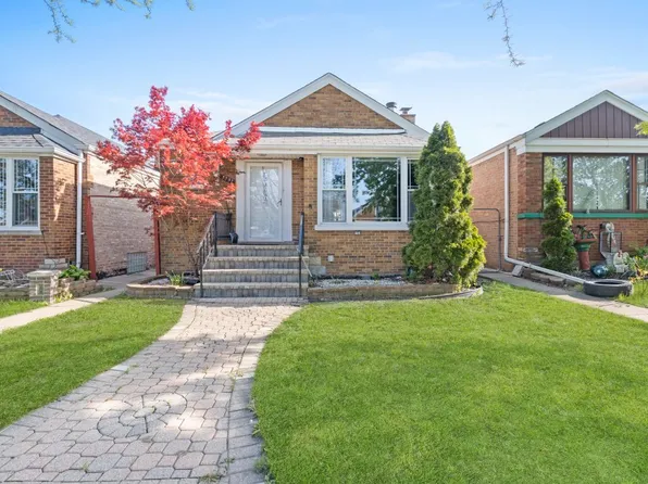3737 W 70th St, Chicago, IL 60629