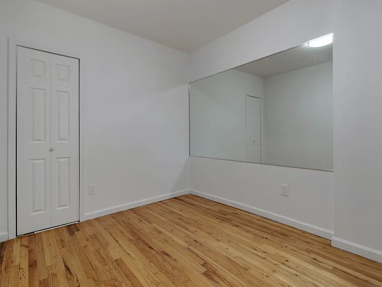 334 W 47th St #2-A — Photo 9