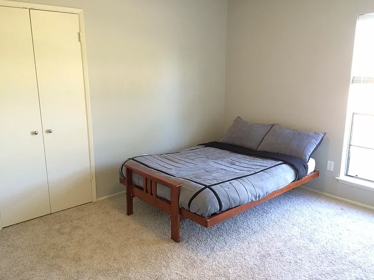 2301 Flat Creek Dr — Photo 10