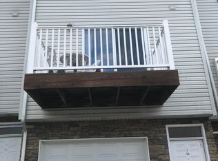 102 Suncrest Ter #102, Morgantown, WV 26505