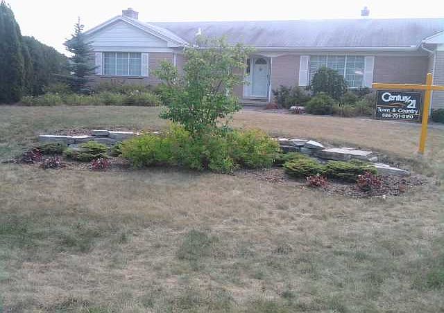 1st image of 52643 Belle Pointe Ct