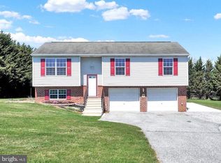 525 Main Extension St, Felton, PA 17322