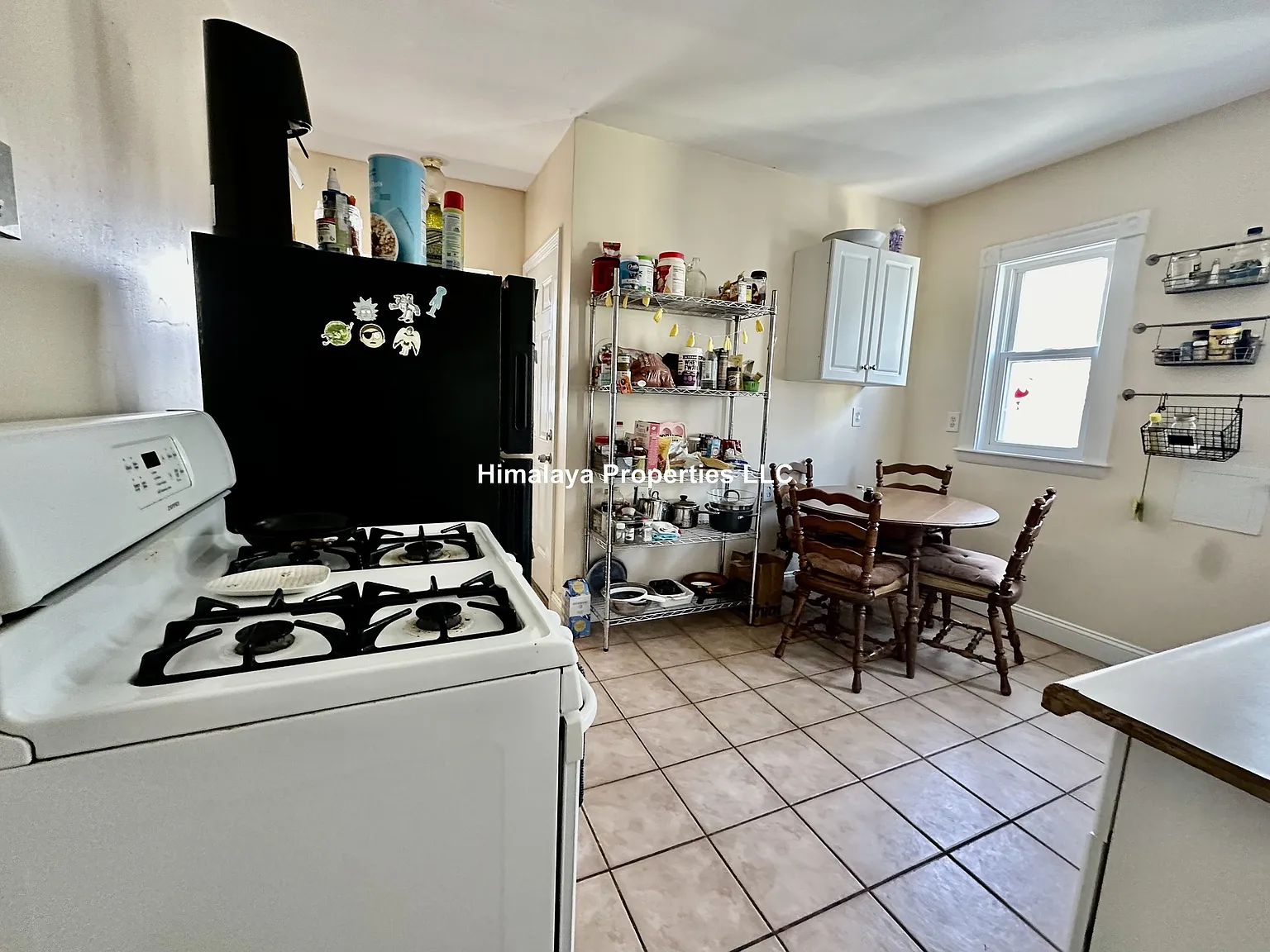 3 bed, $3,425 — Photo 1