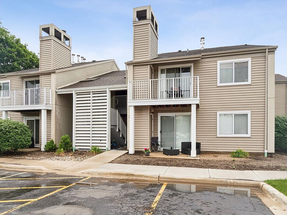 1st image of 43 Orchard Ter APT 3