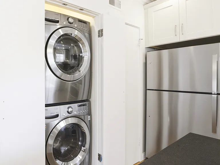 41 W 4th Ave #5 — Photo 9