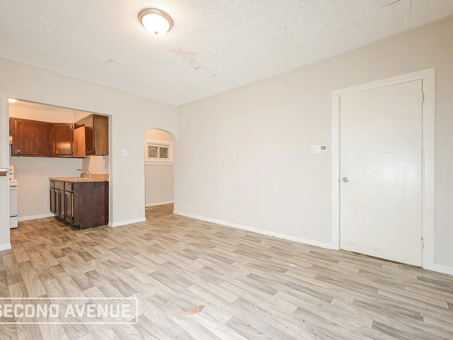 3 bed, 1.0 bath, 1161 sqft, $1,250 — Photo 4
