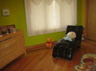 8604 Meade Ave, Burbank, IL