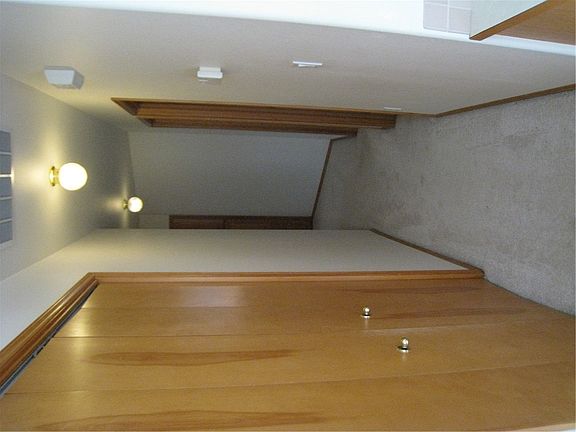 4th image of 8604 Sebastian Dr NE