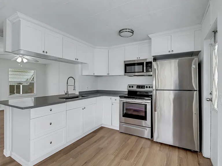 243 Tangerine Dr #243 — Photo 2