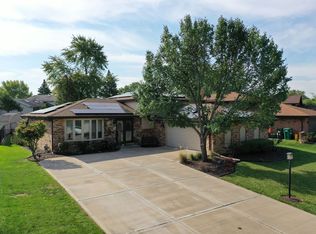 12123 W Somerset Rd, Orland Park, IL 60467