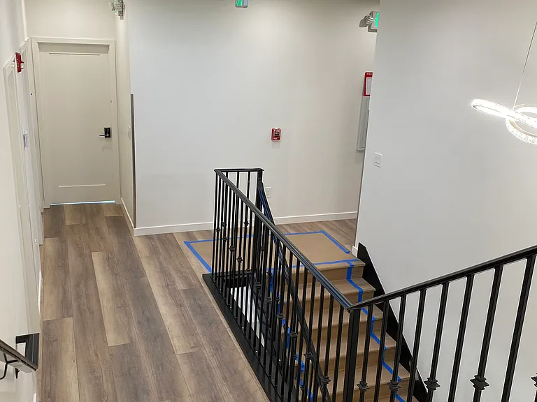 626 Landfair Ave — Photo 28