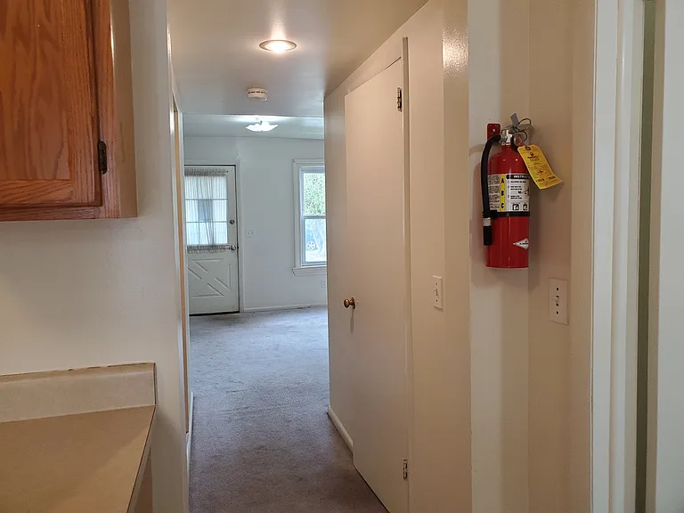 2 Allen St #2 — Photo 9