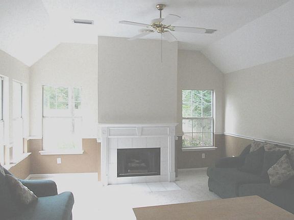  Light and Bright Den