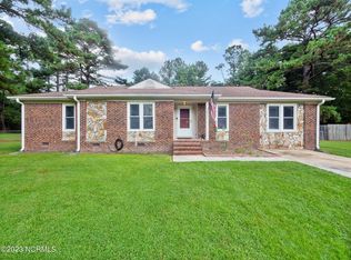 211 Country Rd, Jacksonville, NC 28546