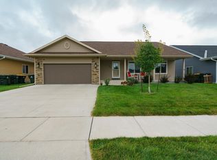 736 Brentwood St, Sioux City, IA 51103