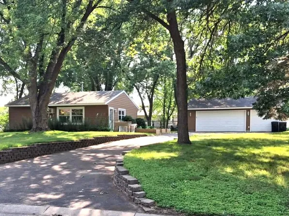 12260 Partridge St NW, Coon Rapids, MN 55448