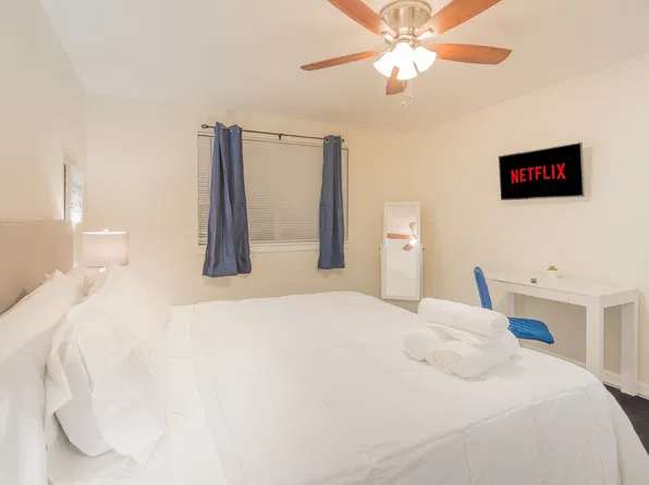 (undisclosed Address), McAllen, TX 78501