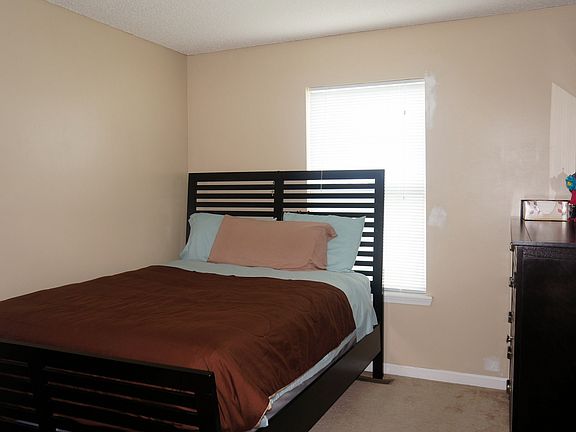 4th image of 3830 Angelise Ln